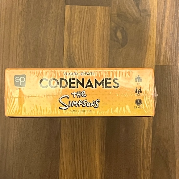 Codenames: The Simpsons Family Edition Game - Picture 4 of 4